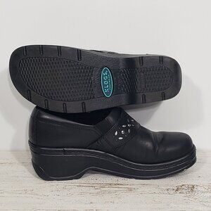 KLOGS  Black Leather Clogs   Benton   Women's Size 8.5 Medium
